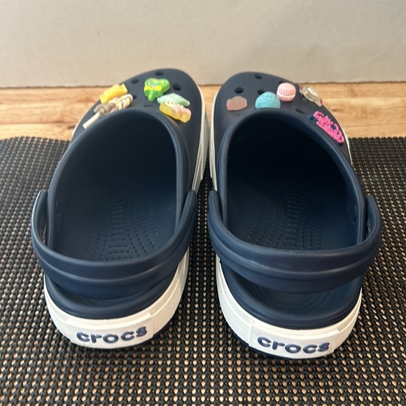 Crocs size 5 Men’s 7 Women’s Navy Blue and White with various jems. - Picture 3 of 4